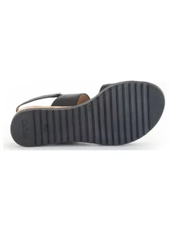 Leder-Sandaletten in Schwarz><noscript><img width=