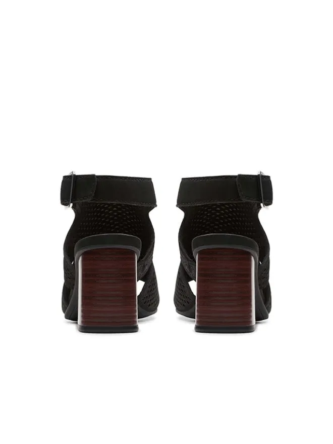 Clarks Sandalen^Leder-Sandaletten "Siara" in Schwarz