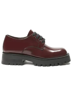 Leder-Schnürschuhe in Bordeaux>British Passport