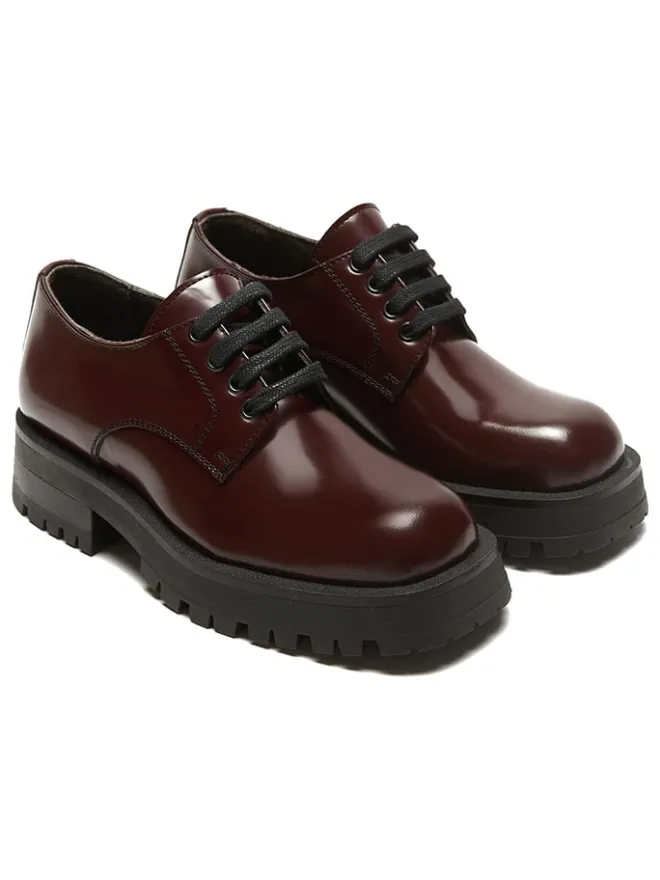 Leder-Schnürschuhe in Bordeaux>British Passport
