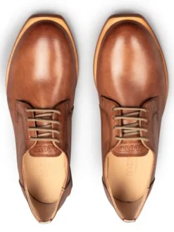 Leder-Schnürschuhe in Hellbraun><noscript><img width=