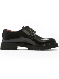 Leder-Schnürschuhe in Schwarz>British Passport Hot