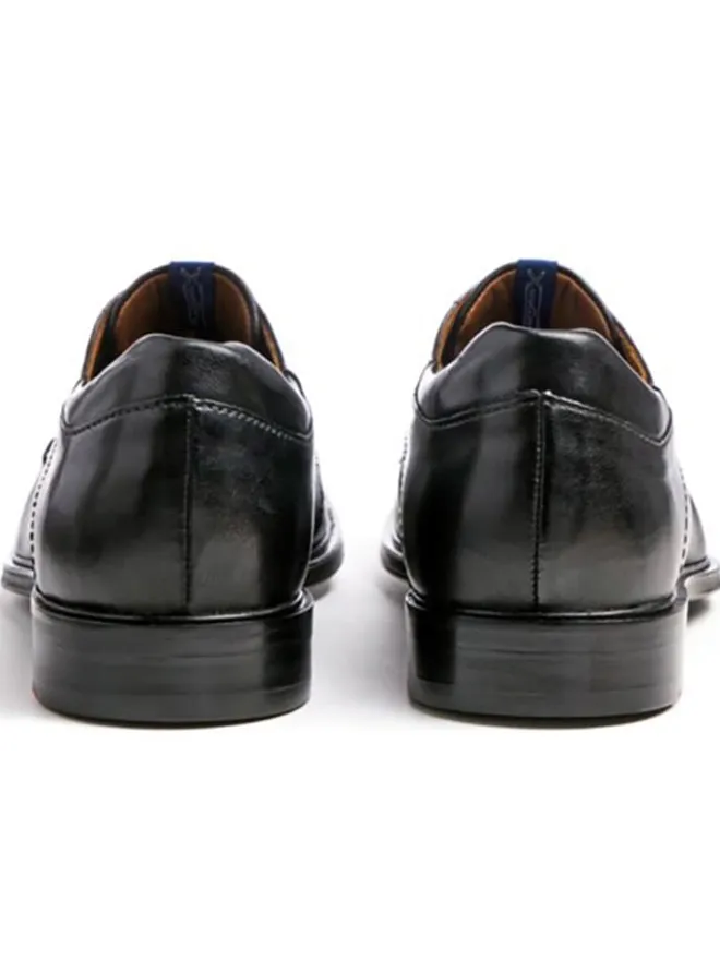 Leder-Schnürschuhe "Milan" in Schwarz>LLOYD Best