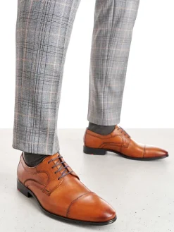 Leder-Schnürschuhe 
