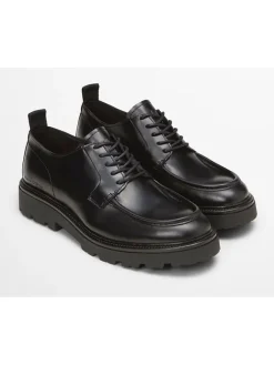 Leder-Schnürschuhe 