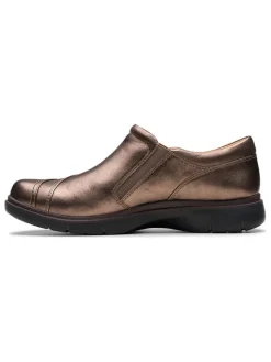 Clarks Halbschuhe^Leder-Slipper "Certina Pure" in Braun