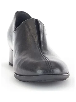 Leder-Slipper in Schwarz><noscript><img width=