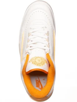 Leder-Sneaker ''2 Retro Low'' in Weiß/ Orange><noscript><img width=