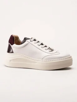 Leder-Sneakers "Fara" in Weiß>Unisa New