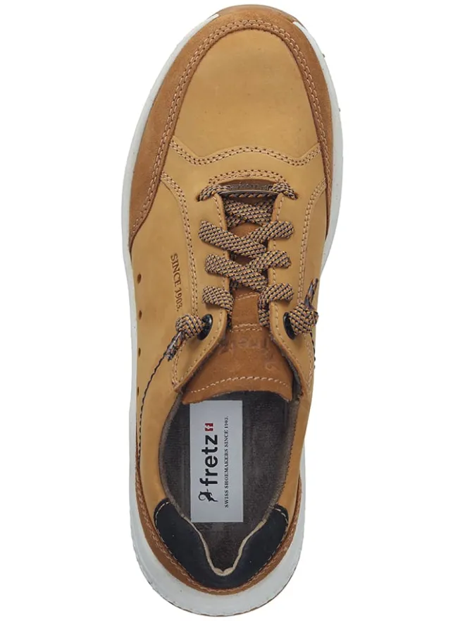 Fretz Men Schnürschuhe^Leder-Sneakers in Hellbraun
