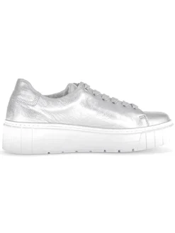 Leder-Sneakers in Silber><noscript><img width=