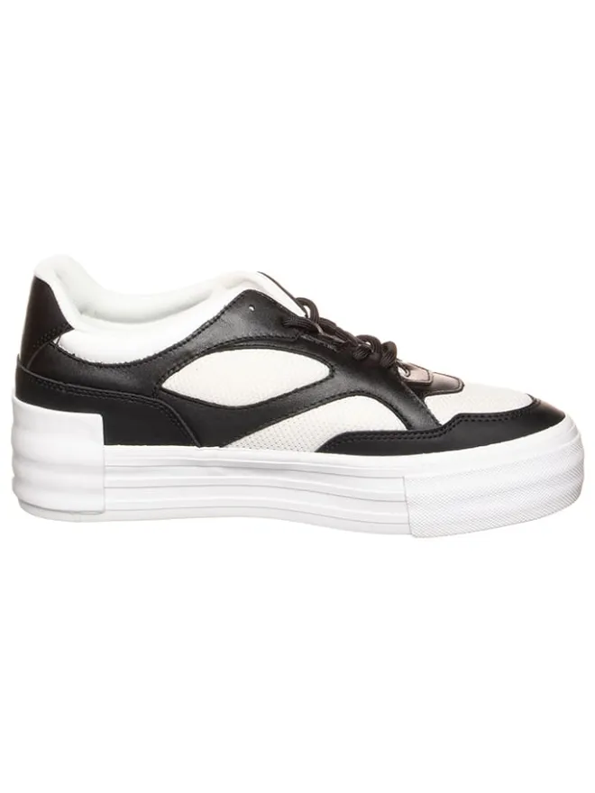 Leder-Sneakers in Weiß/ Schwarz>Calvin Klein Clearance