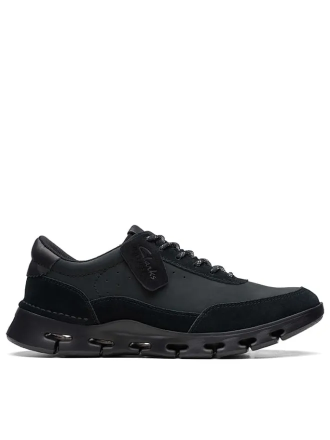 Clarks Sneakers^Leder-Sneakers "Nature X One" in Schwarz