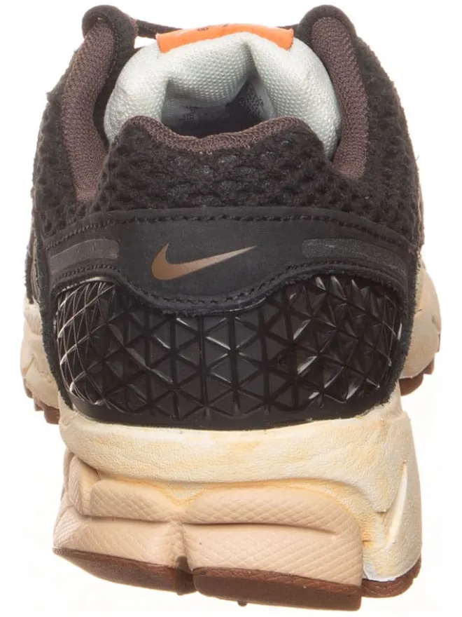 Nike Sportswear Sneakers^Leder-Sneakers "Zoom Vomero 5" in Schwarz