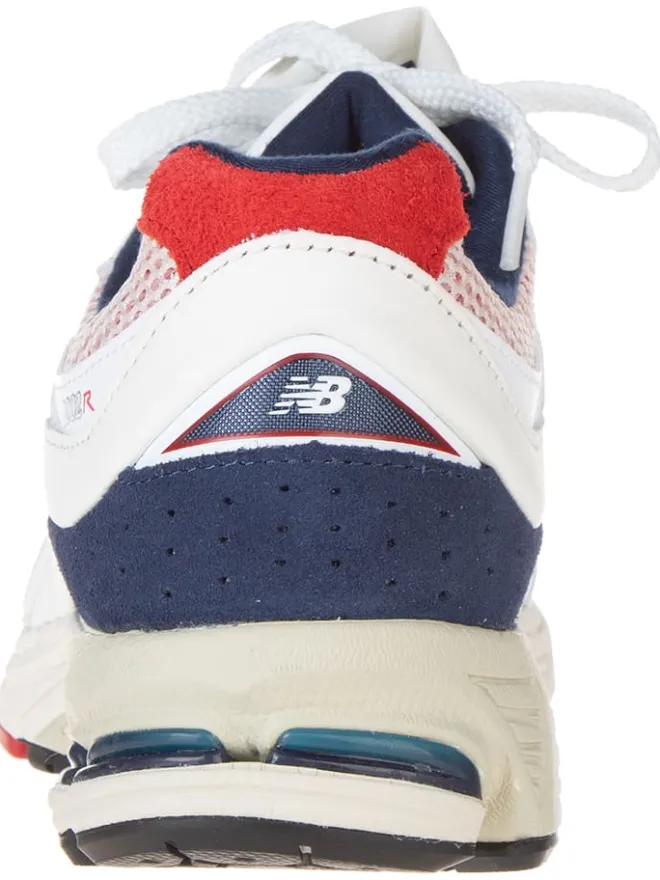 New Balance Sportschuhe^Leder-Sportschuhe "M2002RVE" in Weiß
