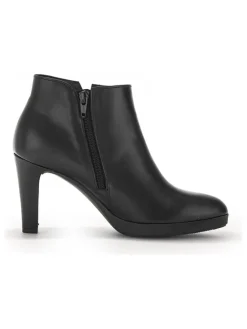 Leder-Stiefeletten in Schwarz><noscript><img width=