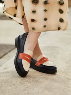 Mokassins in Schwarz/ Orange/ Creme>Bellucci