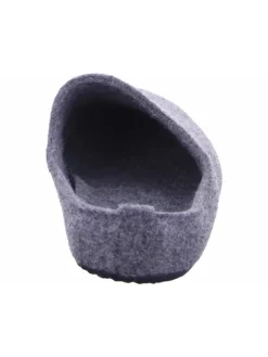 Pantoffel in grau><noscript><img width=