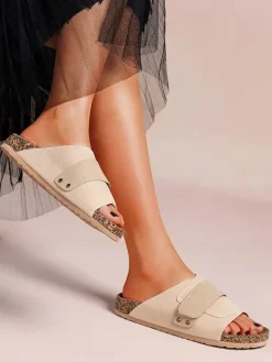 Foreverfolie Clogs & Pantoletten^Pantoletten in Beige
