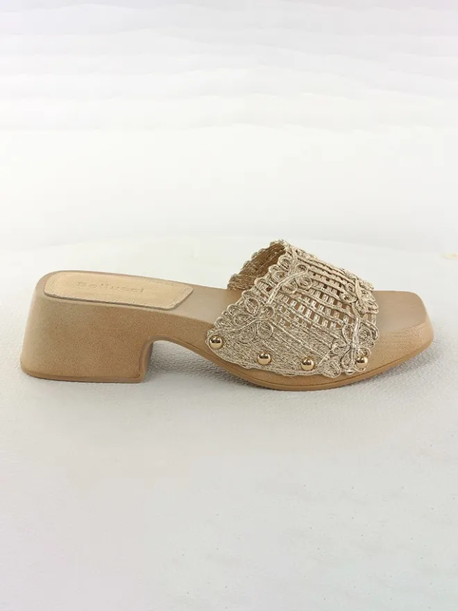 Bellucci Clogs & Pantoletten^Pantoletten in Gold