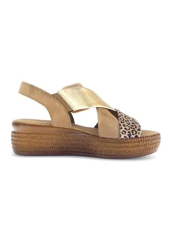 Plateau Sandalen in braun><noscript><img width=