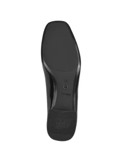 Pumps in BLACK><noscript><img width=