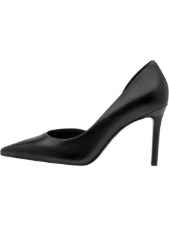 Pumps in BLACK><noscript><img width=
