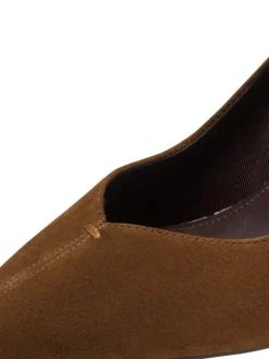 Pumps in COGNAC><noscript><img width=
