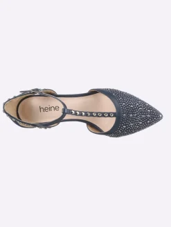 Pumps in marine><noscript><img width=