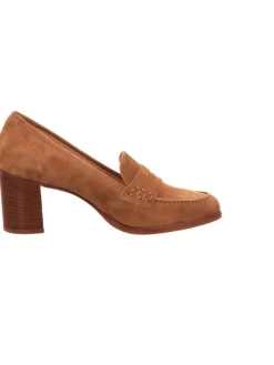 Pumps in marroncino><noscript><img width=