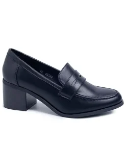 Pumps in Schwarz>C M Paris