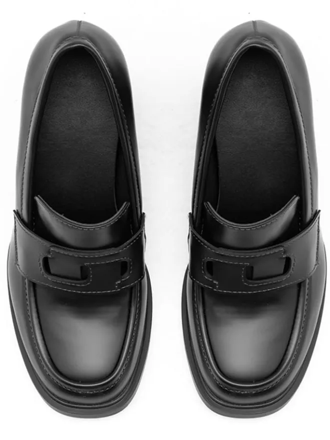 Pumps in Schwarz>C'M
