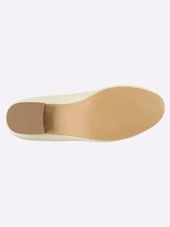 Pumps in weiß><noscript><img width=
