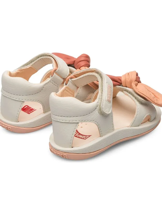 Camper Sandalen^Sandalen "Bicho" in Creme