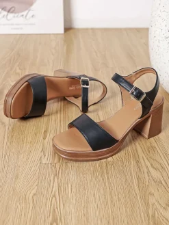 Sixth Sens Sandalen^Sandaletten in Schwarz
