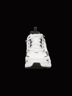 Schnürschuh in weiss><noscript><img width=