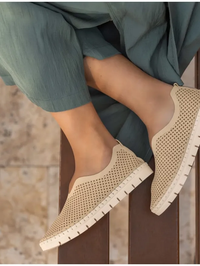 Bellucci Halbschuhe^Slipper in Beige