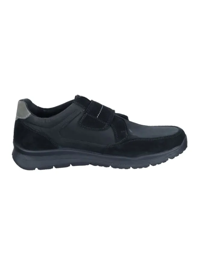 manitu Halbschuhe^Slipper in schwarz