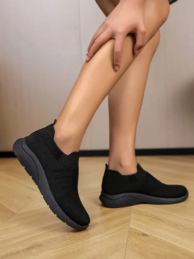 Sixth Sens Halbschuhe^Slipper in Schwarz