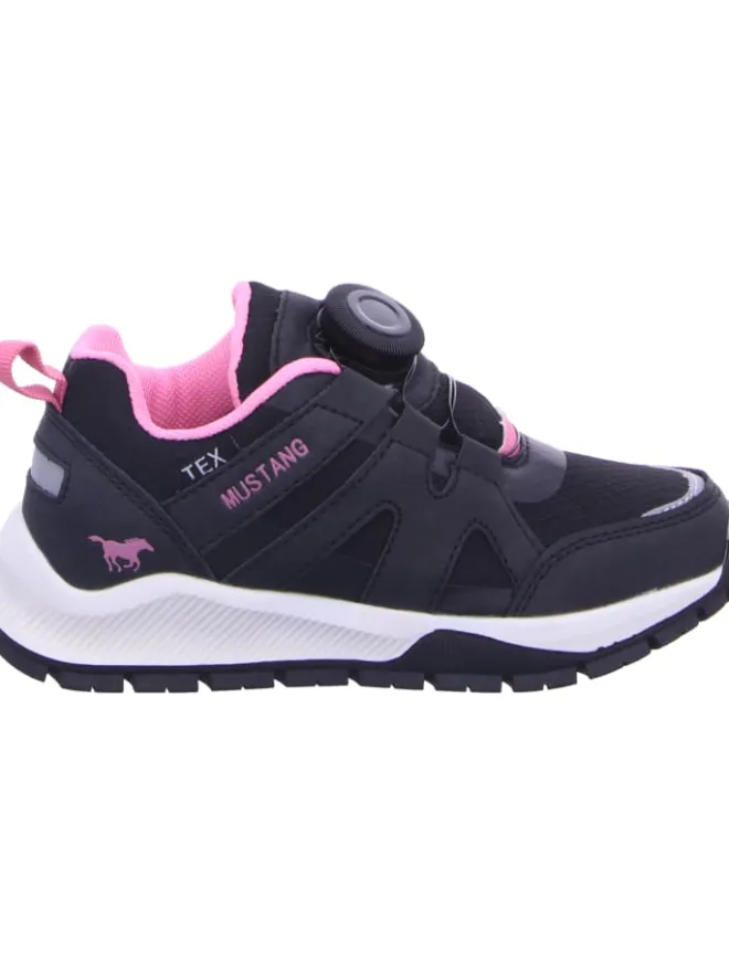 Mustang Halbschuhe·Slipper^Slipper Mit Tex-Membran in schwarz