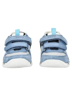 Sneaker in Sky><noscript><img width=