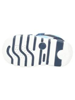 Sneaker in Sky><noscript><img width=