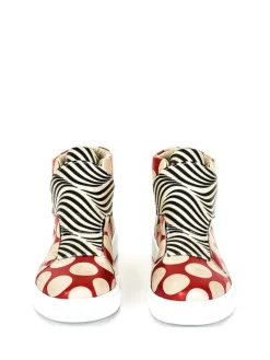 Sneakers in Bunt><noscript><img width=