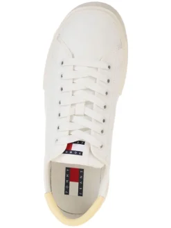 Sneakers in Creme><noscript><img width=