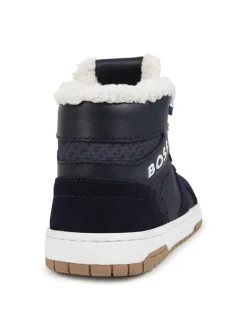 Sneakers in Dunkelblau><noscript><img width=