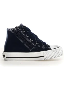 Sneakers in Dunkelblau><noscript><img width=
