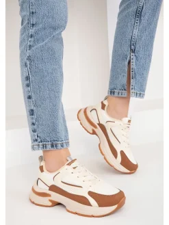 Sneakers in Hellbraun>trendyol Outlet