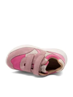 Sneakers in Pink/ Gold><noscript><img width=