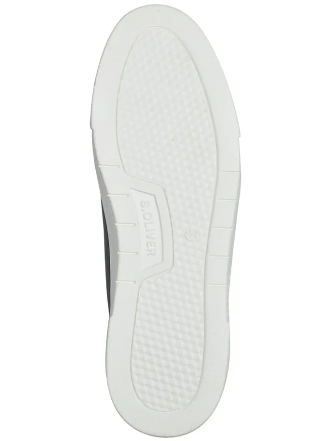 s.Oliver Sneakers^Sneakers in Schwarz