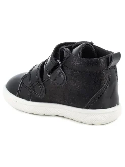 Sneakers in Schwarz><noscript><img width=